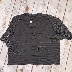 LULULEMON - Long Sleeve top (Size 10) Black/White